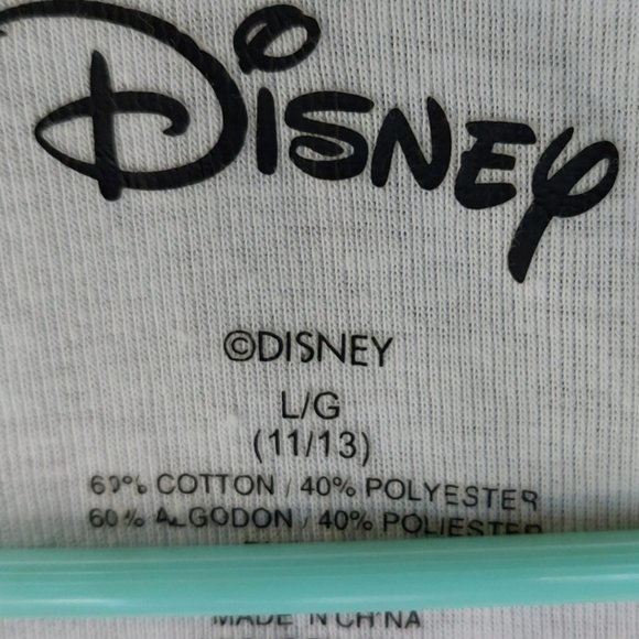 9$ SALE: Minnie Mouse T-shirt - Picture 3 of 3